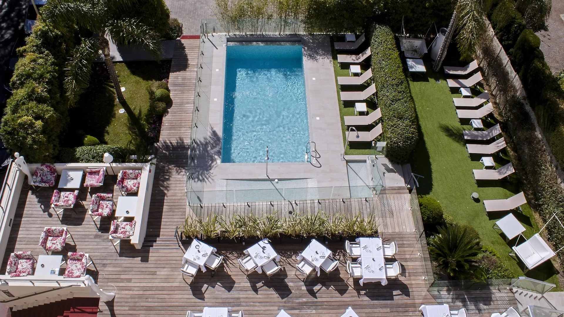 Hôtel Le Canberra Cannes Hotel