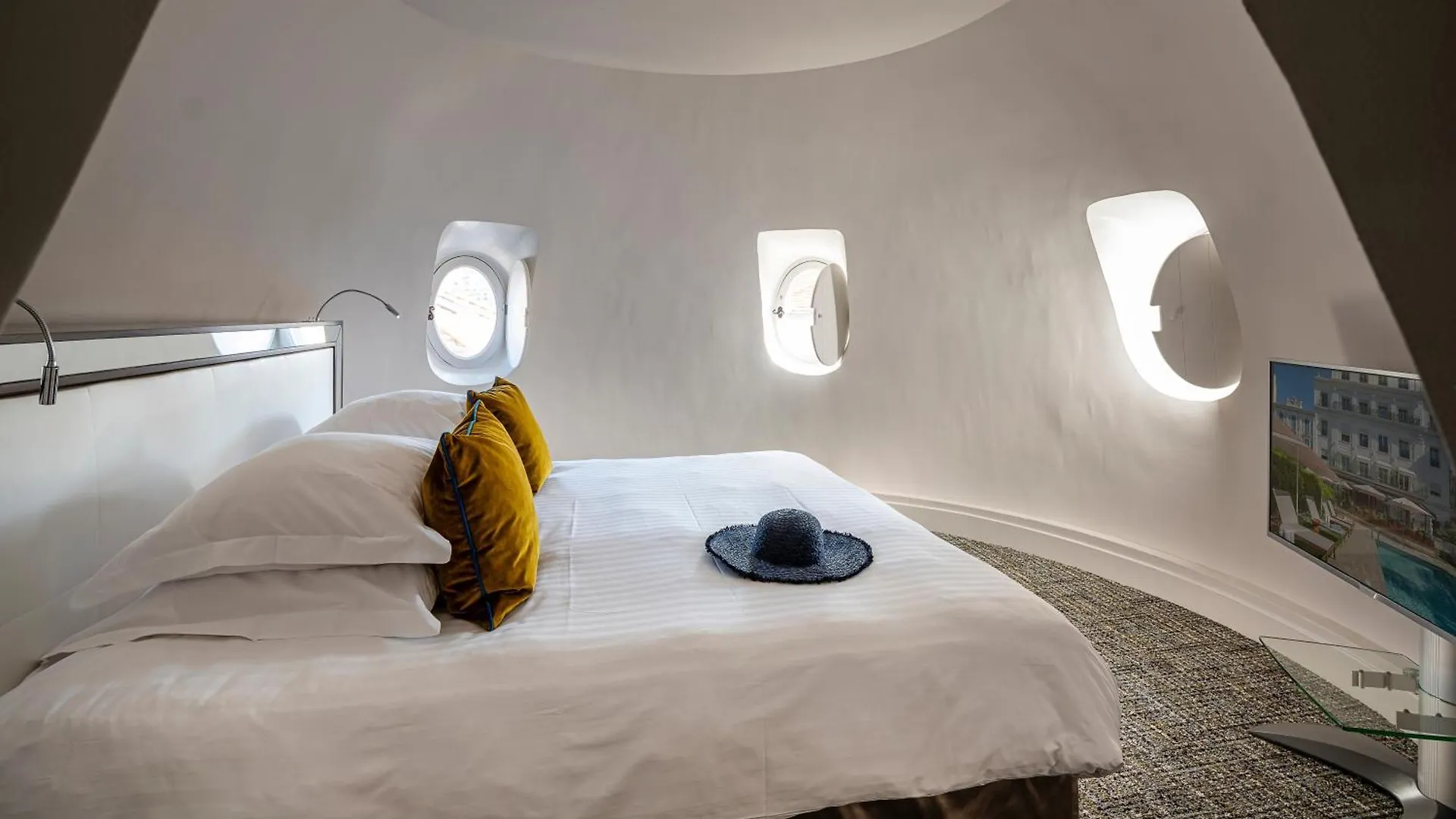Hôtel Le Canberra Cannes France